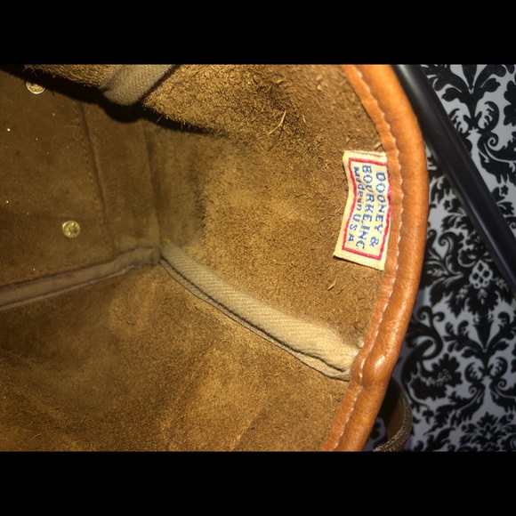 Dooney and Bourke - Picture 5 of 9